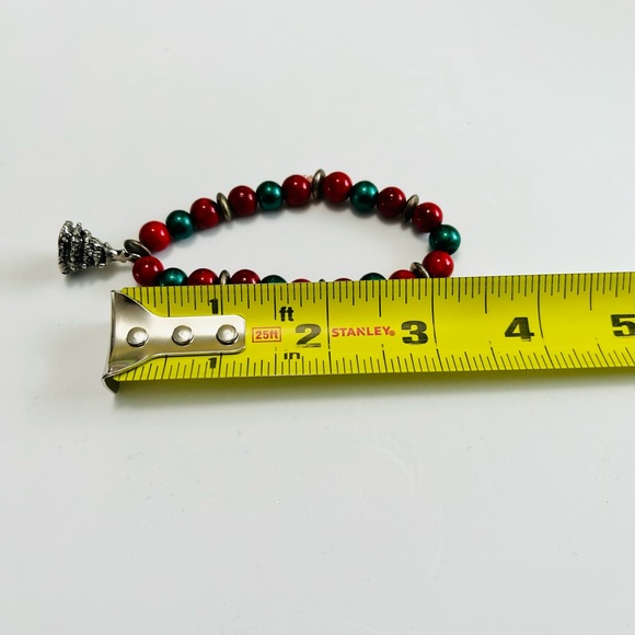 Beaded Elastic Christmas Bracelet with Tree Charm, New - Picture 5 of 5